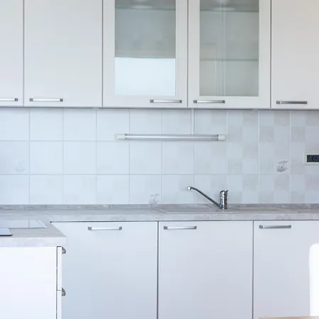 Big Flat! For 6, Mighty Fine View! *